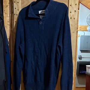 Urban Pipeline Men's Blue Crewneck Sweater